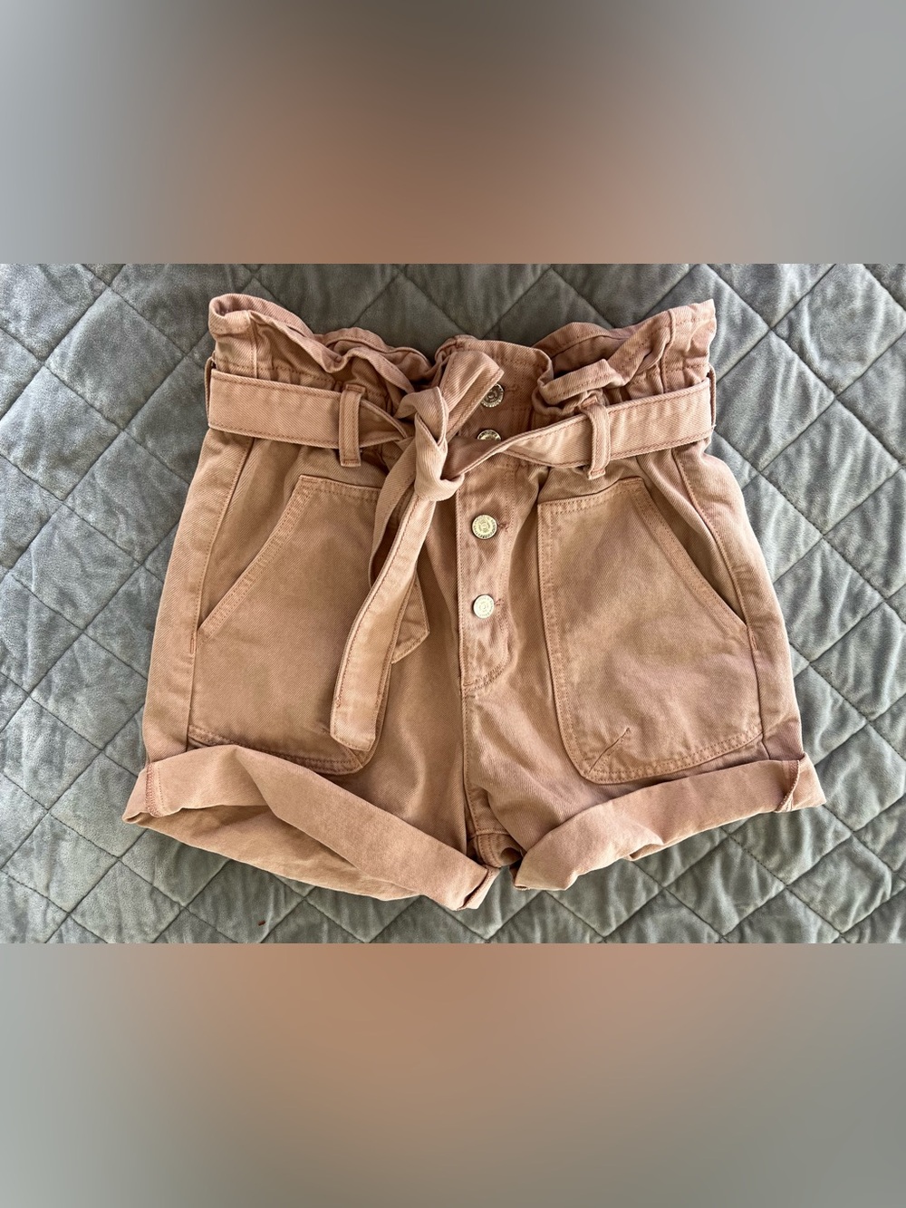 Zara paperbag button-fly shorts with belt size 4